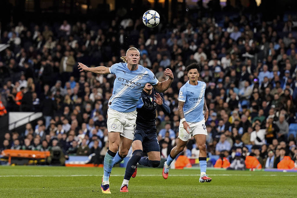 体坛联播｜曼城击败那不勒斯，拉什福德双响助巴萨开门红